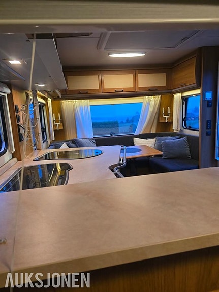 Knaus Royale 680 UFK alde varme 7 of 16