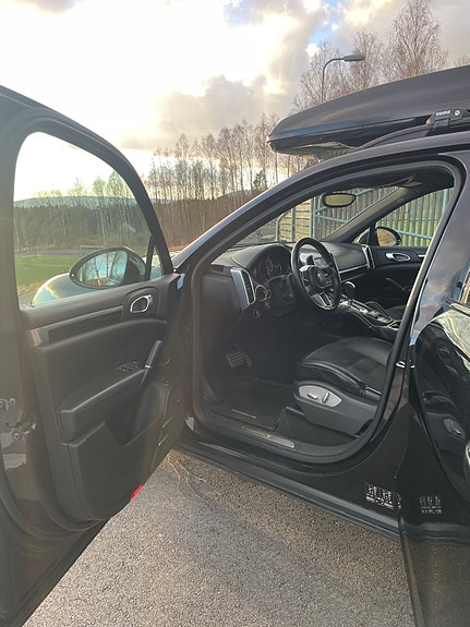 Porsche Cayenne S 13 of 14