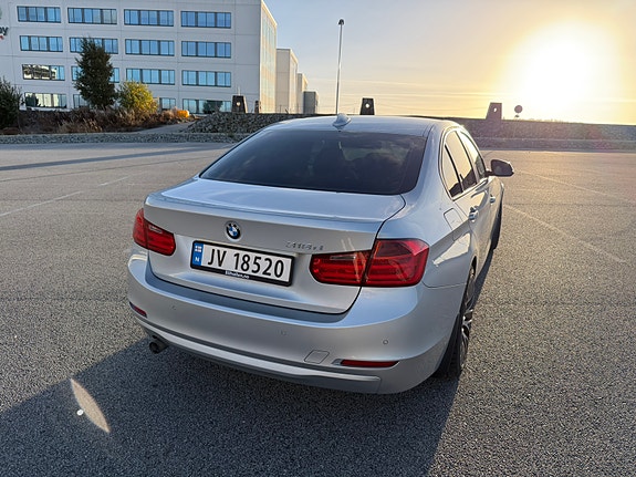 BMW 318d 4 of 9