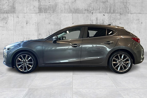 Mazda 3 2 of 21