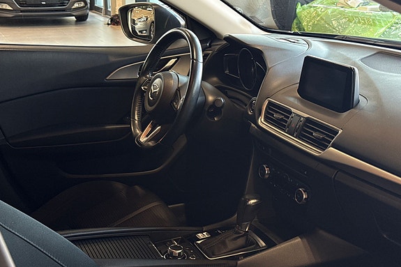 Mazda 3 19 of 21