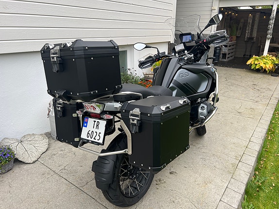 BMW R 1250 GS Adventure 4 of 13