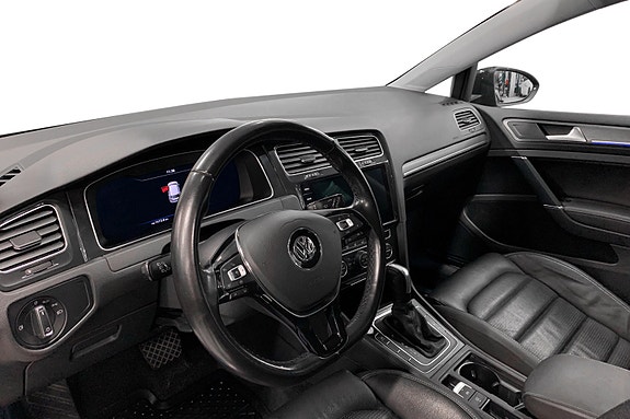 Volkswagen e-Golf VII 6 of 13