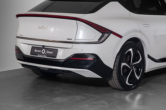 Kia EV6 5 of 29