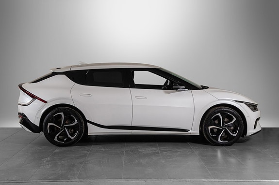 Kia EV6 6 of 29