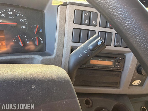 Volvo Fl 26 of 30