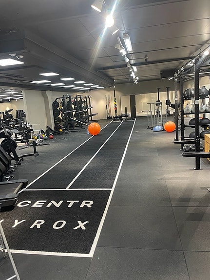 Installasjon Hyrox turf