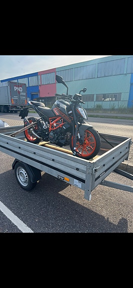 KTM 125 Duke 8 of 10