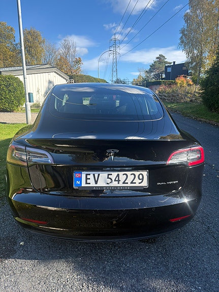 Tesla Model 3 6 of 20