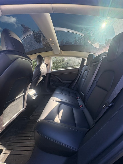 Tesla Model 3 12 of 20