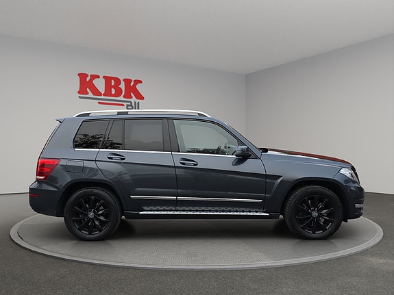 Mercedes-Benz GLK220 4 of 30