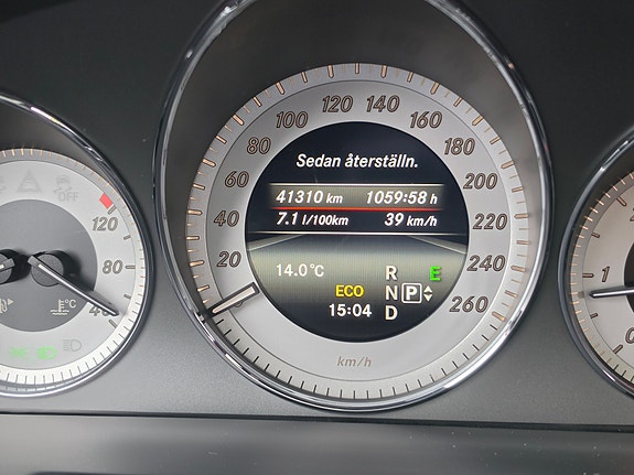 Mercedes-Benz GLK220 30 of 30
