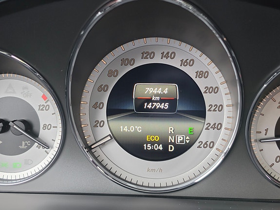 Mercedes-Benz GLK220 26 of 30