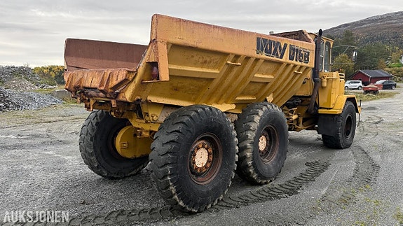 Moxy D16B Dumper, 6x6, 13 882 timer 5 of 30