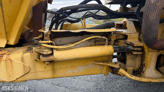 Moxy D16B Dumper, 6x6, 13 882 timer 12 of 30