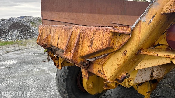 Moxy D16B Dumper, 6x6, 13 882 timer 17 of 30