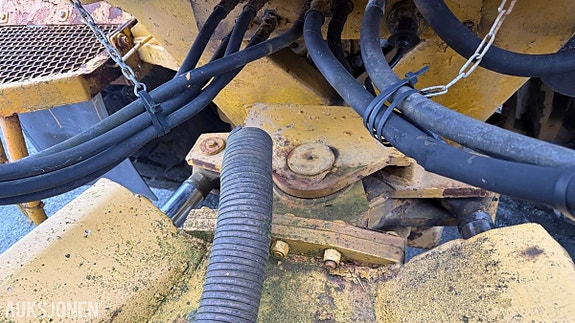 Moxy D16B Dumper, 6x6, 13 882 timer 10 of 30