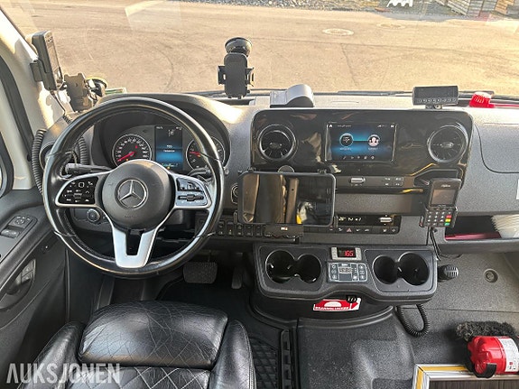Mercedes-Benz 2023 Iles Automotive Sprinter 17-seters minibuss, Automat, Rullestolrampe, 123.931km 14 of 30