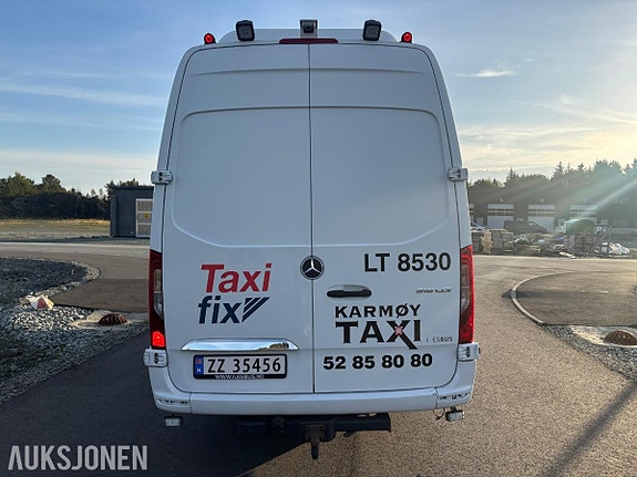 Mercedes-Benz 2023 Iles Automotive Sprinter 17-seters minibuss, Automat, Rullestolrampe, 123.931km 4 of 30