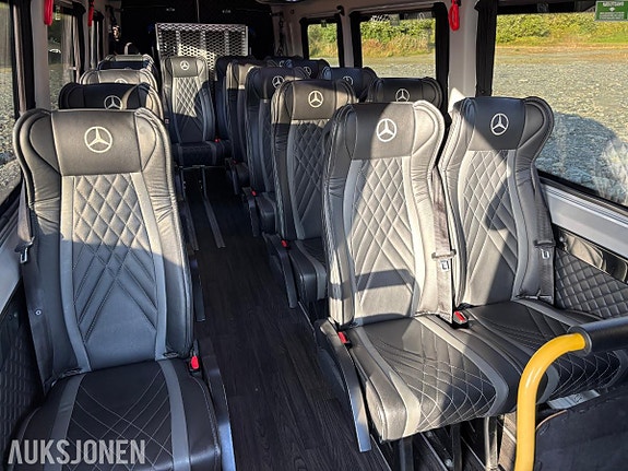 Mercedes-Benz 2023 Iles Automotive Sprinter 17-seters minibuss, Automat, Rullestolrampe, 123.931km 28 of 30