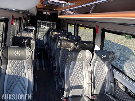Mercedes-Benz 2023 Iles Automotive Sprinter 17-seters minibuss, Automat, Rullestolrampe, 123.931km 30 of 30
