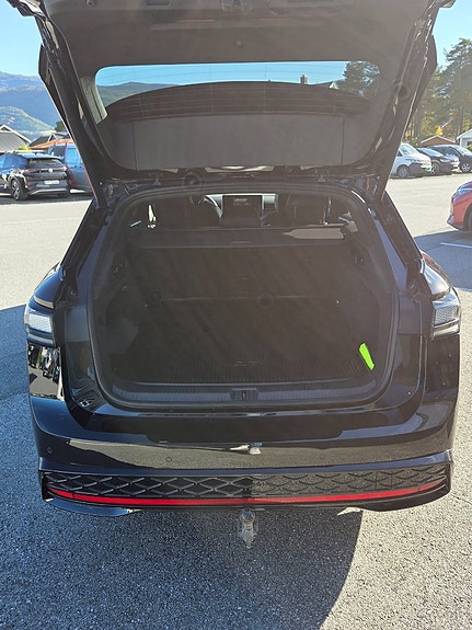 Volkswagen ID.7 7 of 15