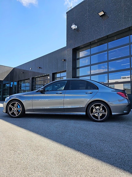 Mercedes-Benz C350 e 4 of 30