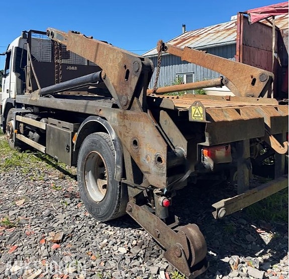Volvo FM 300 4X2 7 of 14