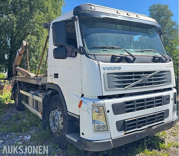 Volvo FM 300 4X2 4 of 14