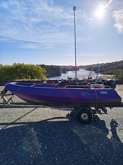 River 420 XR 12 of 15