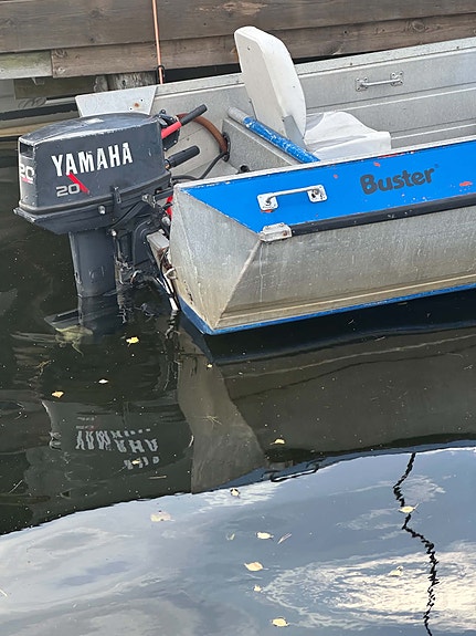 Buster med 20hk Yamaha selges 4 of 5