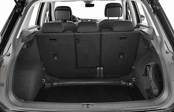 Volkswagen Tiguan 10 of 12