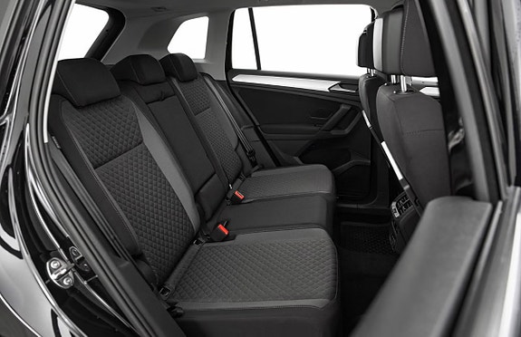 Volkswagen Tiguan 9 of 12