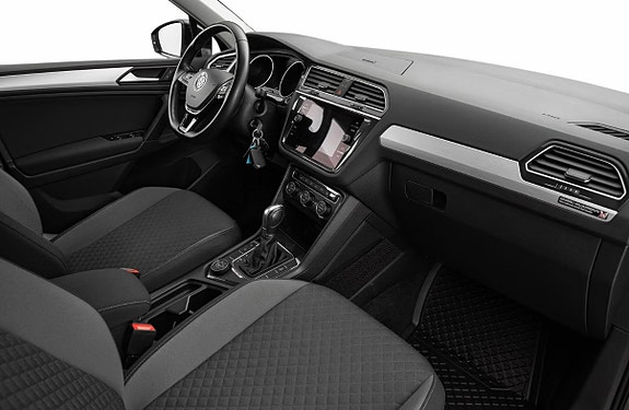 Volkswagen Tiguan 7 of 12