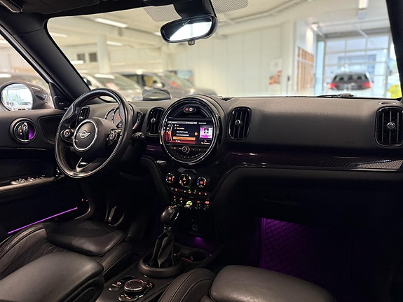MINI Countryman Cooper SE 23 of 30