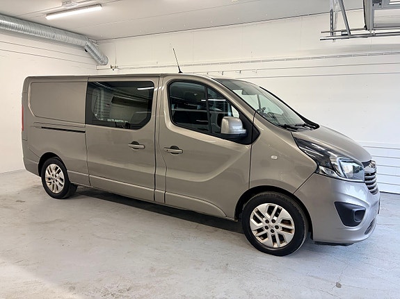 Opel Vivaro 3 of 24