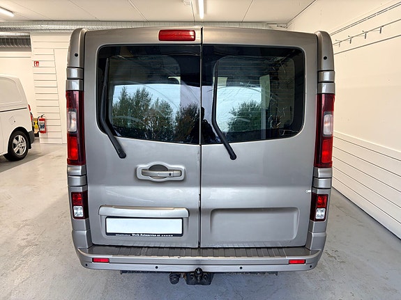 Opel Vivaro 6 of 24