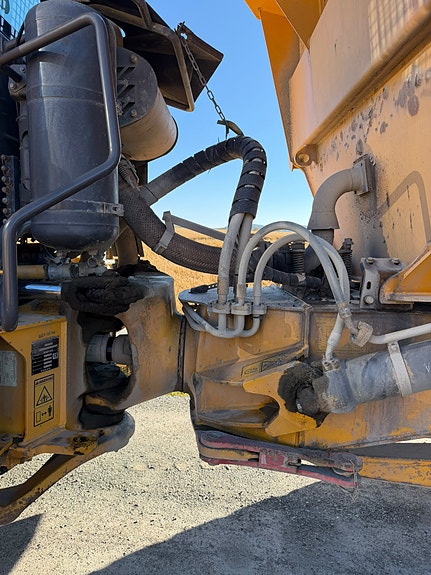 Volvo A25E 12 of 17