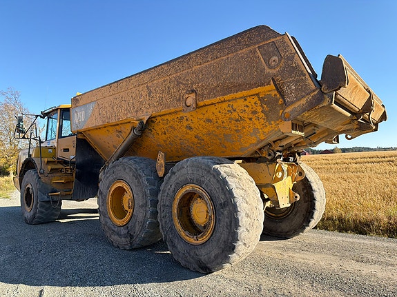 Volvo A25E 2 of 17