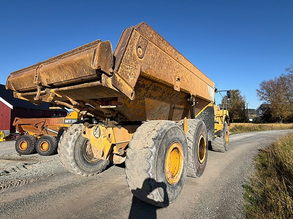 Volvo A25E 3 of 17