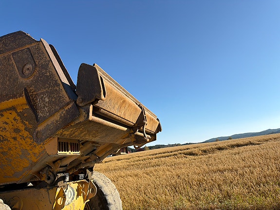 Volvo A25E 6 of 17
