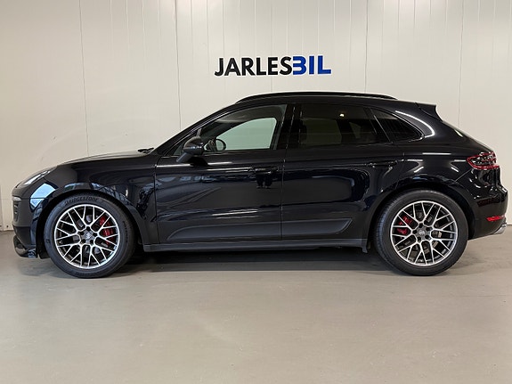 Porsche Macan 11 of 29