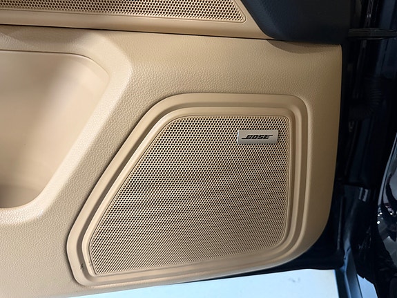 Porsche Macan 19 of 29