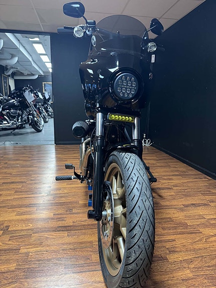 Harley-Davidson FXDLS Dyna Low Rider S 19 of 21