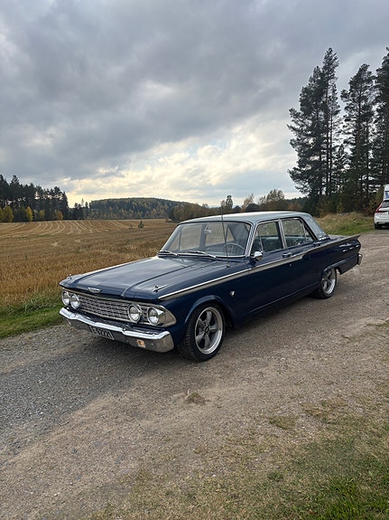 Ford Fairlane