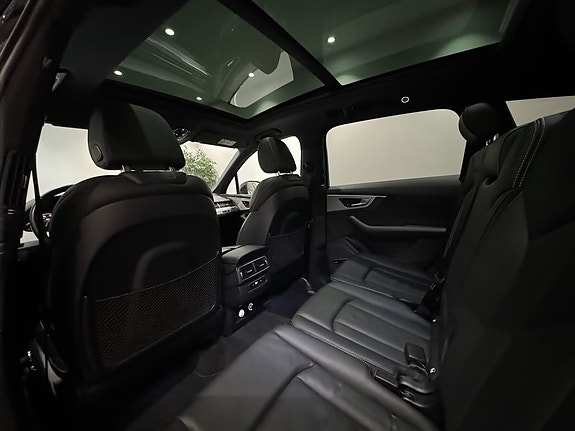 Audi Q7 17 of 30