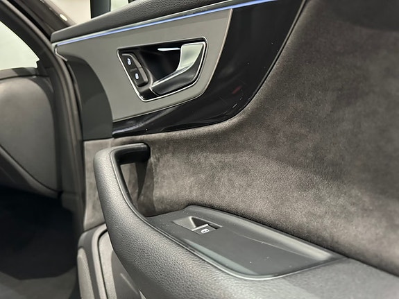 Audi Q7 25 of 30