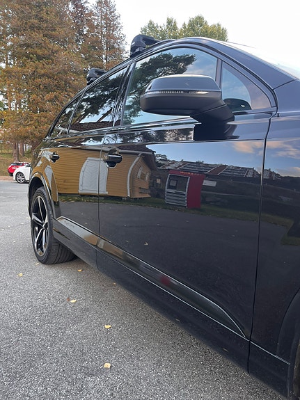 Audi Q7 5 of 30