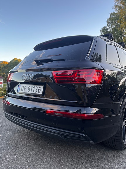 Audi Q7 7 of 30