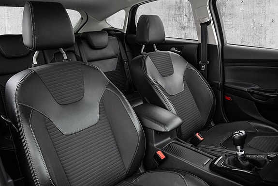 Ford Focus 24 of 25